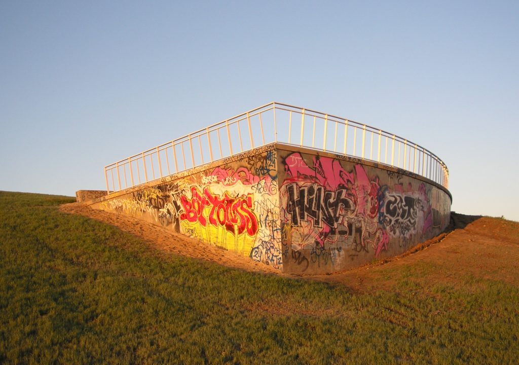 Graffiti Resistant Coatings – Monopole, Inc.